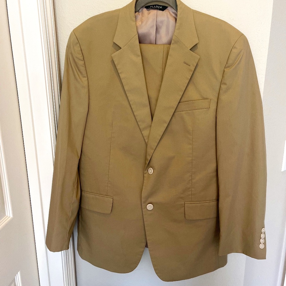 Jos A Bank Suit 42R